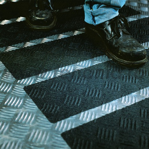 BENZI AUTOADEZIVE ANTI-ALUNECARE 510 - NEGRU, ART. T285 ( 510-3M )